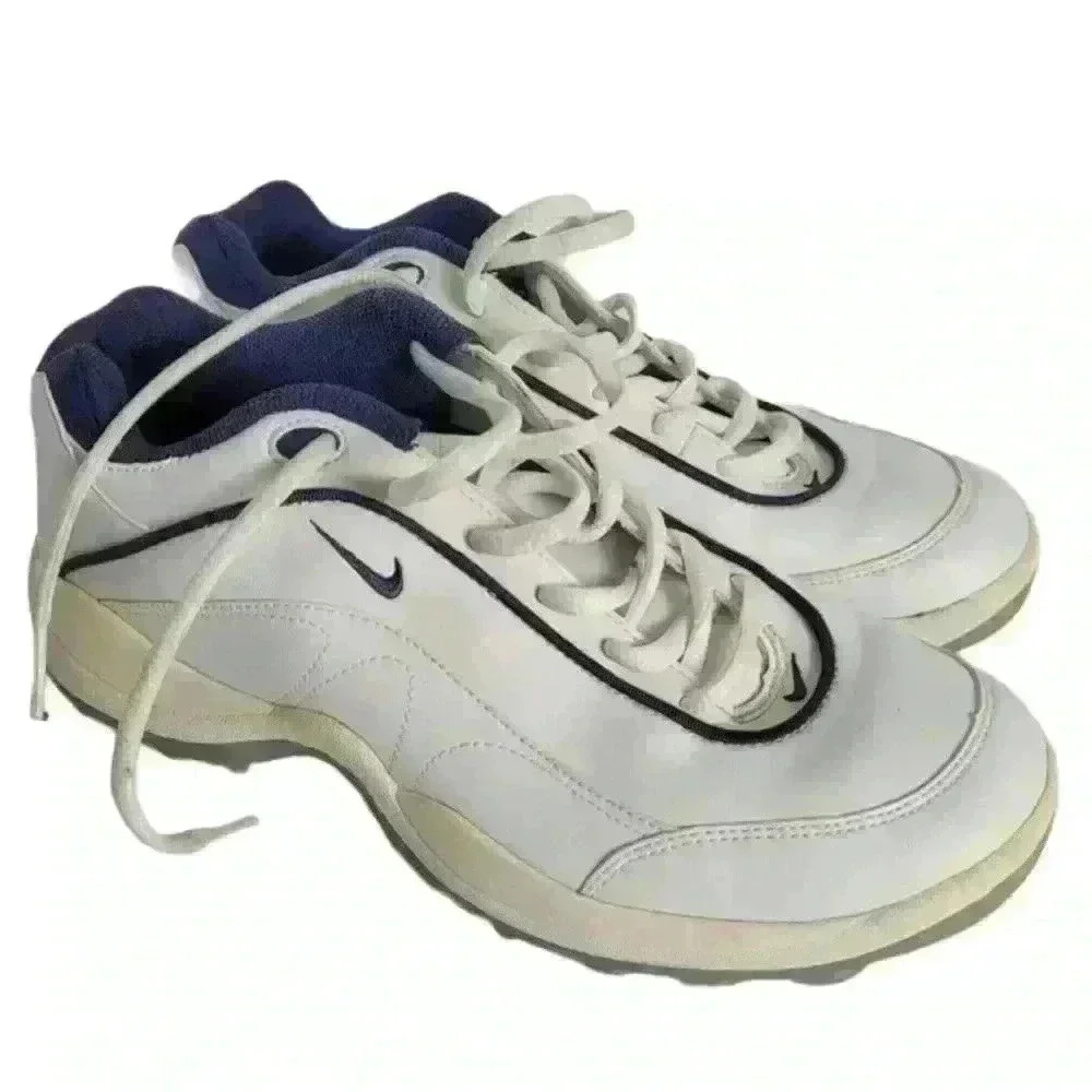 Nike woman Golf Shoes Cleats Size 7